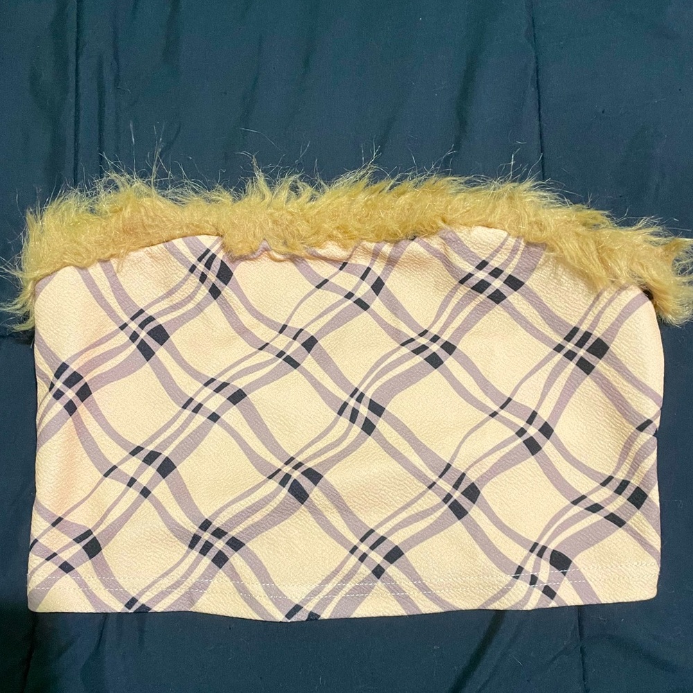 Brown fur & yellow pattern tube top